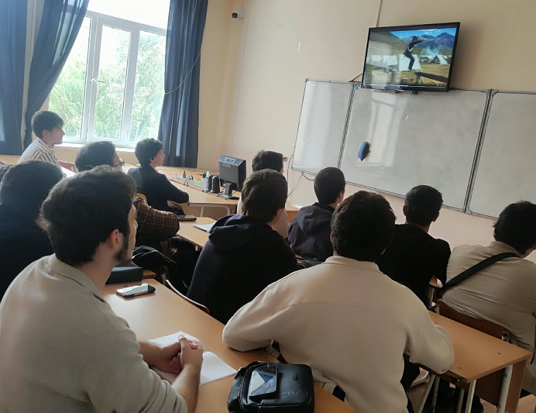 Патриотизм и ответственность: в Энергетическом колледже прошли «Разговоры о важном»